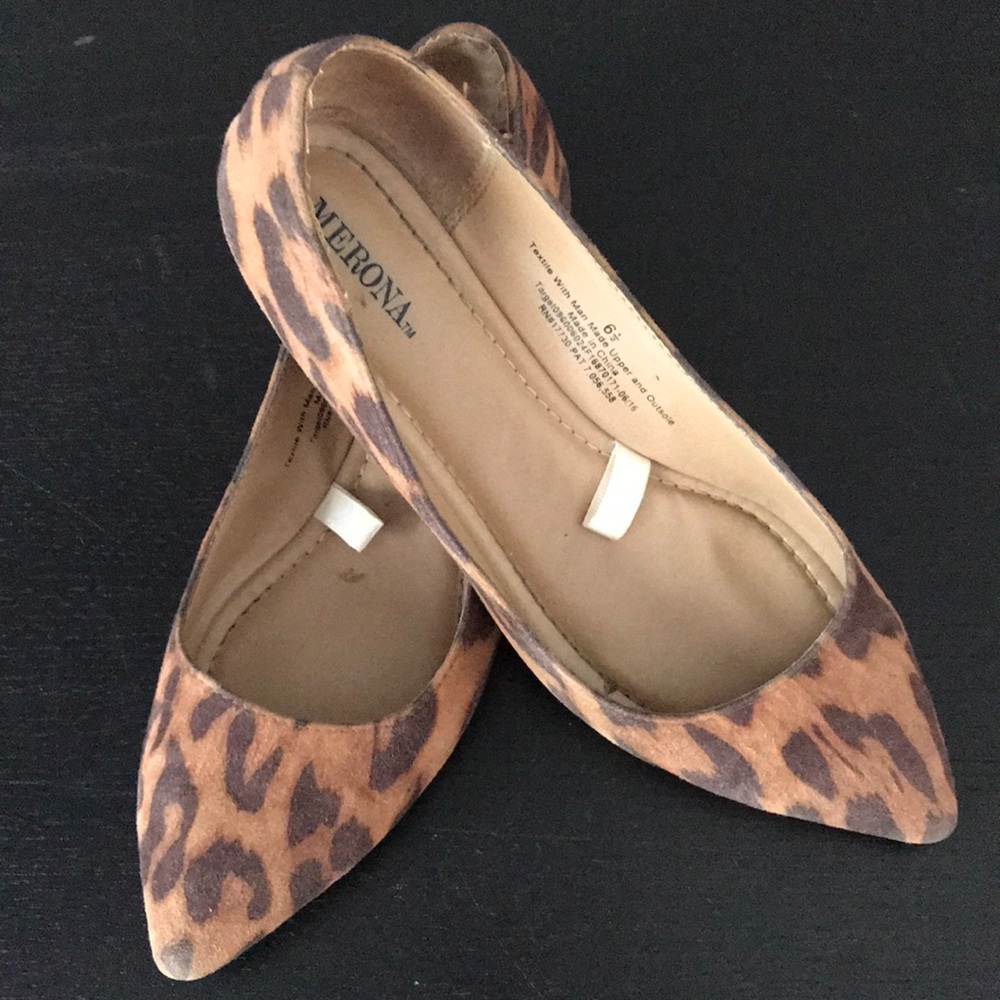 CHEETA LIKE FLATS